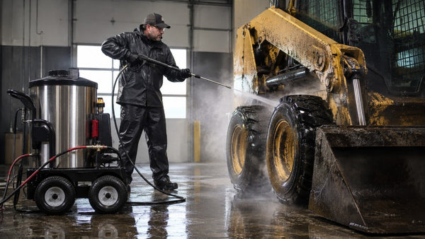 Hotsy 555SS Hot Water Pressure Washer Buying Guide: How to Decide If This Is the Right Choice
