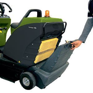IPC Eagle 1050 Battery Powered Rider Warehouse Vacuum Sweeper - 42" Sweeping Path
