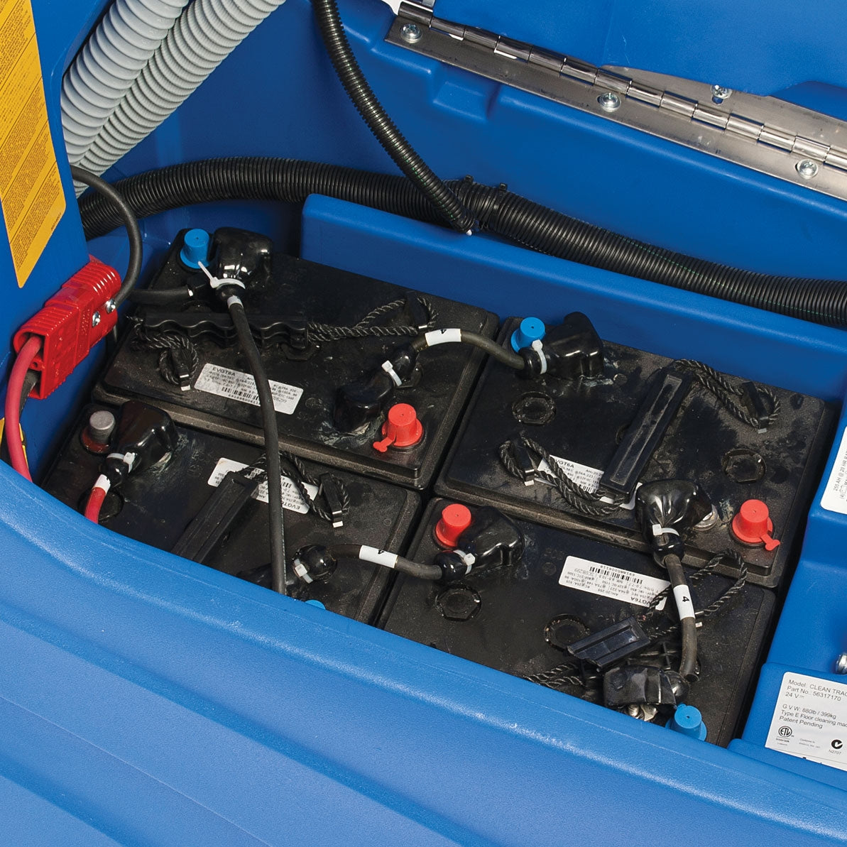 ClarkeÂ® Clean TrackÂ® L24 Battery Powered Self-Contained Carpet Extractor