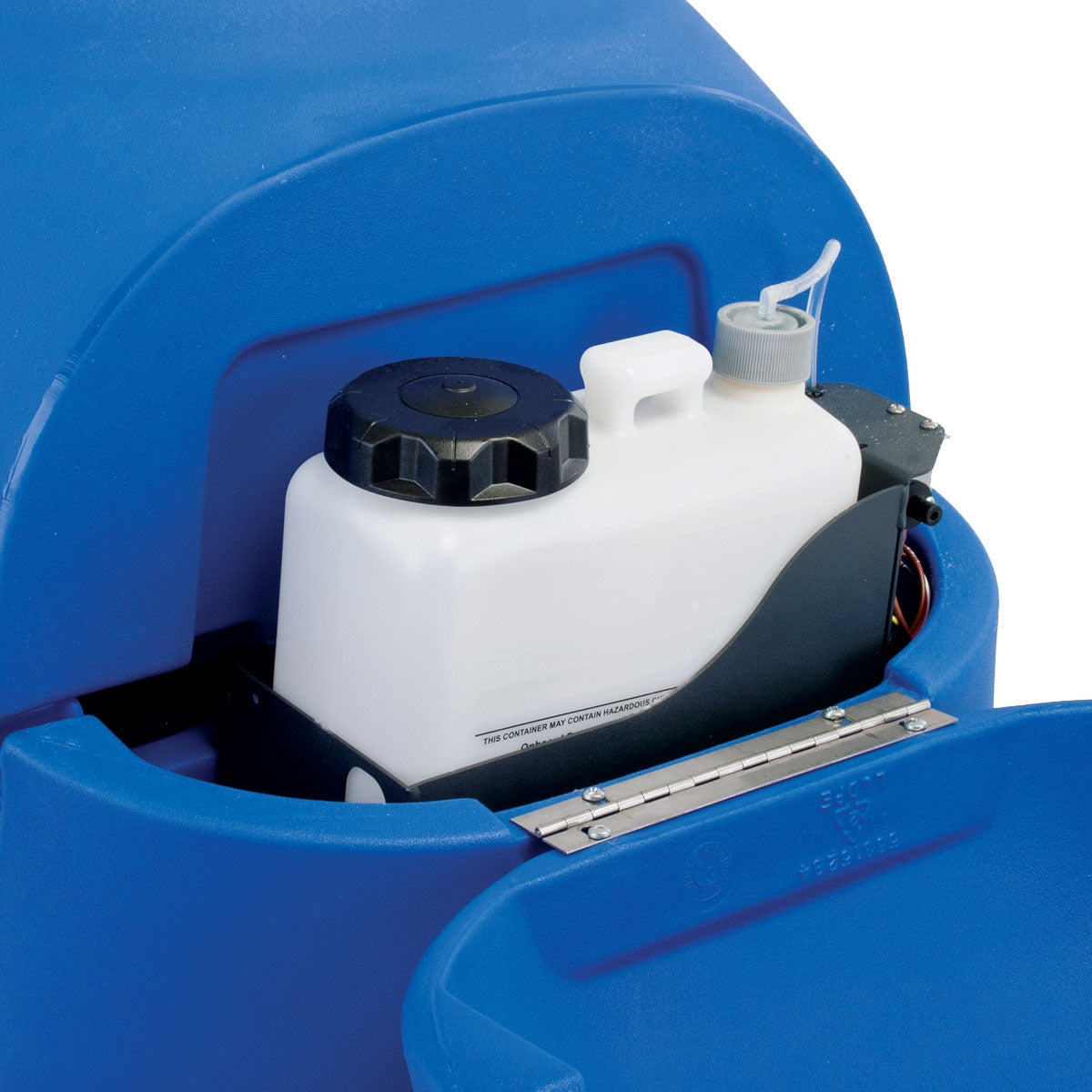 ClarkeÂ® Clean TrackÂ® L24 Battery Powered Self-Contained Carpet Extractor