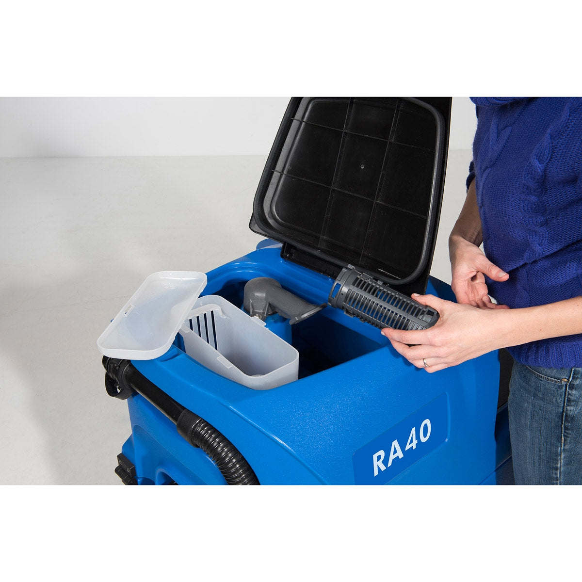 ClarkeÂ® RA40â„¢ 20D Rider Floor Scrubber w/ Pad Driver (20" Scrub Deck) - 18.5 Gallons