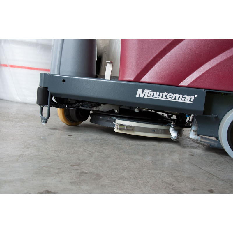 MinutemanÂ® Max Ride 26 Automatic Floor Scrubber (Battery Upgrade Option Available) - 21 Gallons