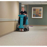 TennantÂ® R14 Rider Self-Contained Carpet Cleaning Extractor (32 Gallons) - 28" Head