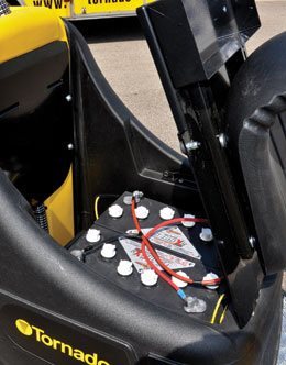 TorandoÂ® BD 33/30 Rider Auto Scrubber w/ Pad Drivers — gallery image 4